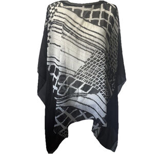 Chico’s Black White Abstract Print Chiffon Poncho Top L/XL Sheer Kaftan Blouse